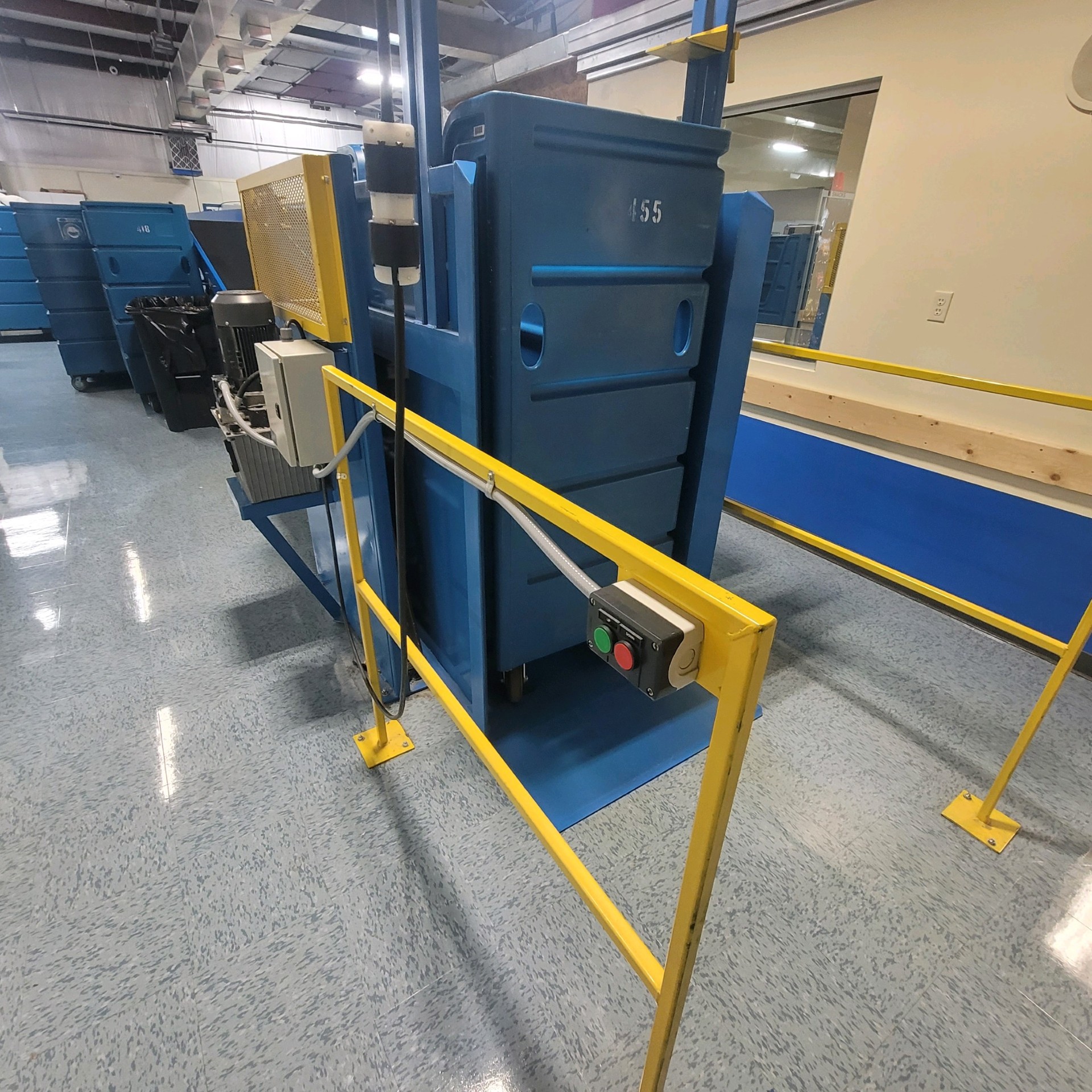 Commercial laundry processing at Hollister Laundry