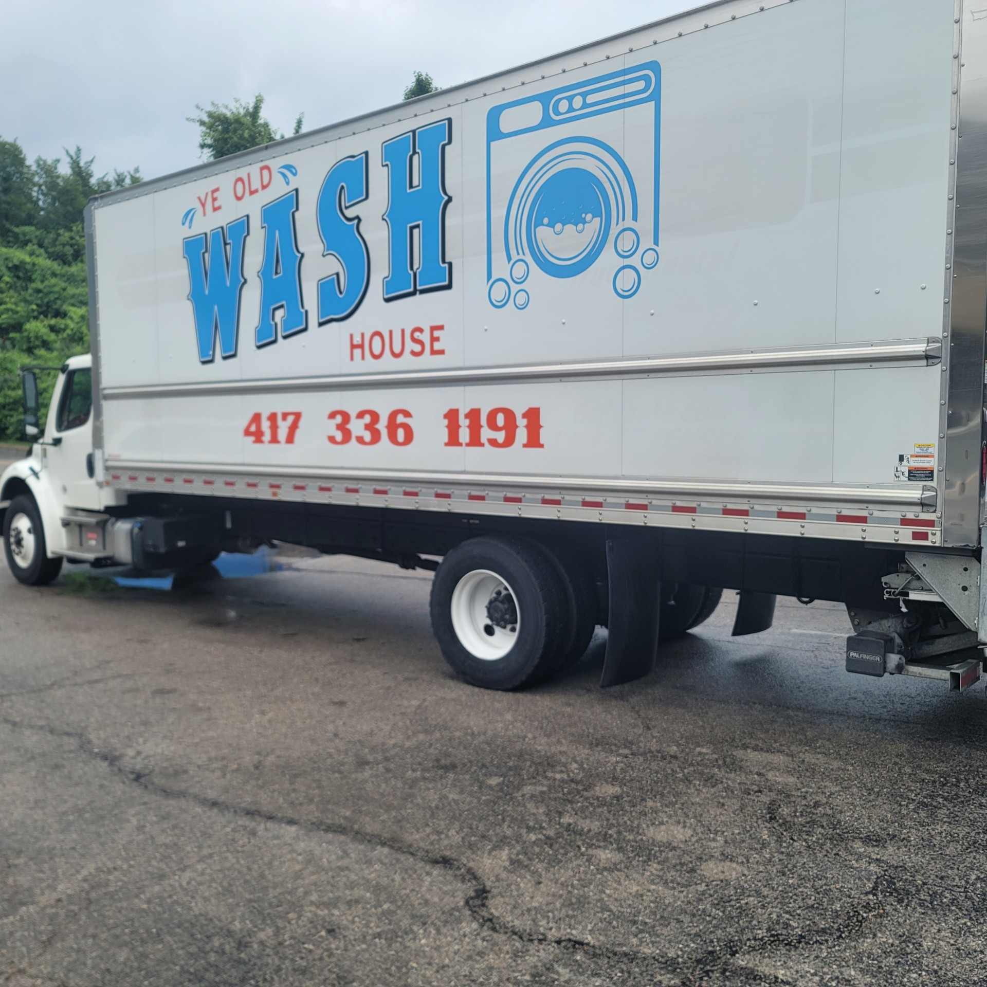 Commercial Laundry Pickup And Delivery Service Hollister Mo