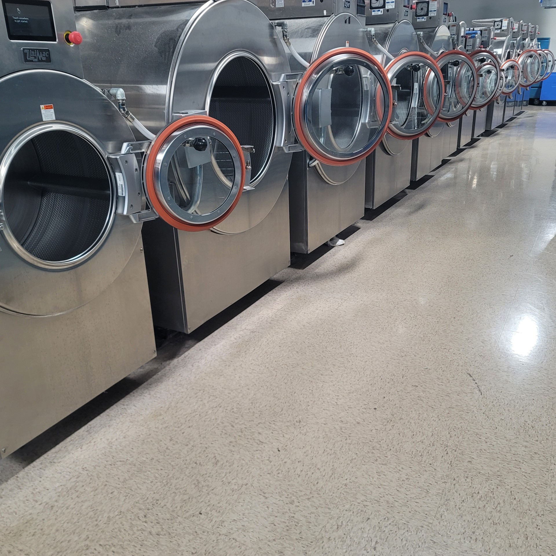 Commercial laundry processing at Hollister Laundry